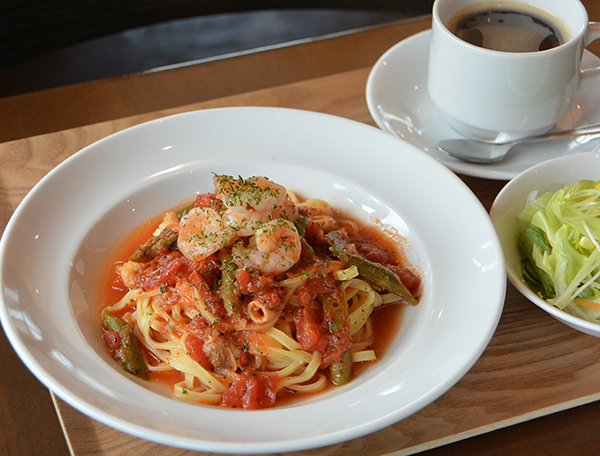 全て700円でランチが<br>食べられる！