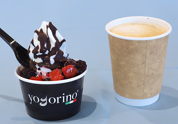 ヨゴリーノパフェ(レギュラーサイズ)+ COSTAコーヒーセット